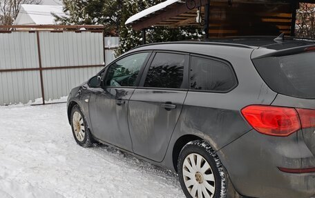 Opel Astra J, 2011 год, 695 000 рублей, 6 фотография