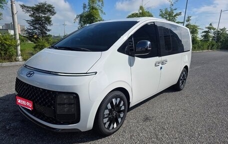 Hyundai Staria, 2025 год, 10 890 000 рублей, 1 фотография