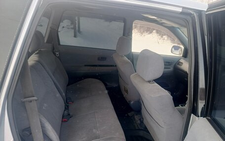 Toyota Gaia, 2000 год, 577 000 рублей, 14 фотография