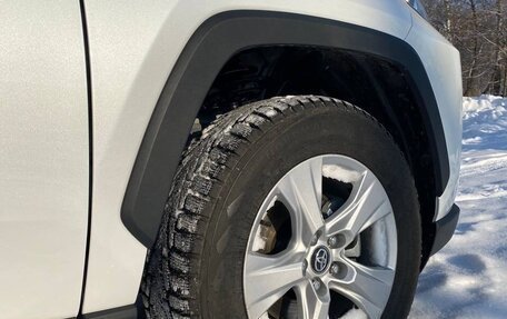 Toyota RAV4, 2025 год, 3 800 000 рублей, 7 фотография