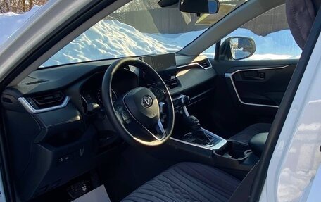Toyota RAV4, 2025 год, 3 800 000 рублей, 17 фотография