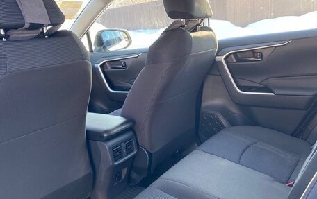 Toyota RAV4, 2025 год, 3 800 000 рублей, 13 фотография