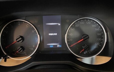 Toyota RAV4, 2025 год, 3 800 000 рублей, 24 фотография