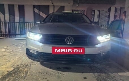 Volkswagen Passat B8 рестайлинг, 2018 год, 3 000 000 рублей, 12 фотография