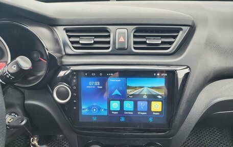 KIA Rio III рестайлинг, 2015 год, 871 000 рублей, 17 фотография