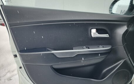 KIA Rio III рестайлинг, 2015 год, 871 000 рублей, 19 фотография