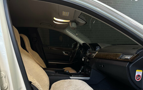 Mercedes-Benz E-Класс, 2011 год, 1 550 000 рублей, 11 фотография