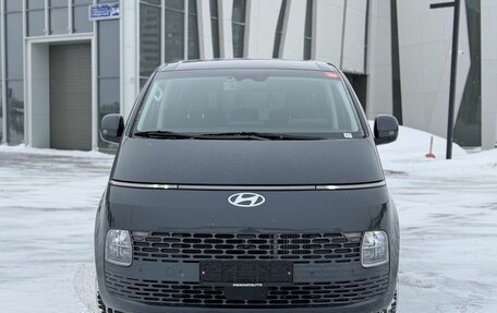 Hyundai Staria, 2024 год, 4 600 000 рублей, 2 фотография