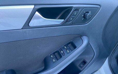 Volkswagen Jetta VI, 2013 год, 843 000 рублей, 9 фотография