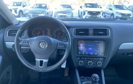 Volkswagen Jetta VI, 2013 год, 843 000 рублей, 12 фотография