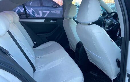 Volkswagen Jetta VI, 2013 год, 843 000 рублей, 14 фотография