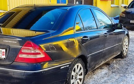 Mercedes-Benz C-Класс, 2002 год, 350 000 рублей, 3 фотография