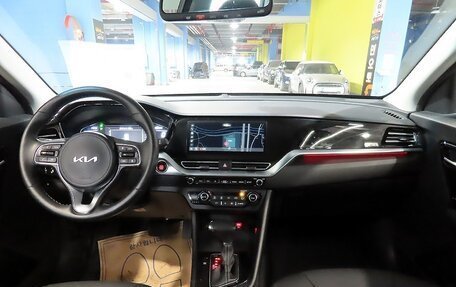 KIA Niro I, 2021 год, 2 050 000 рублей, 6 фотография