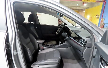 KIA Niro I, 2021 год, 2 050 000 рублей, 8 фотография