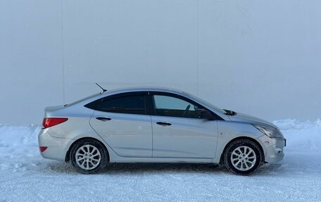 Hyundai Solaris II рестайлинг, 2016 год, 890 000 рублей, 4 фотография