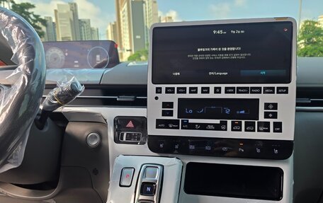 Hyundai Staria, 2025 год, 10 890 000 рублей, 9 фотография