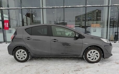 Toyota Aqua I, 2019 год, 1 275 000 рублей, 4 фотография