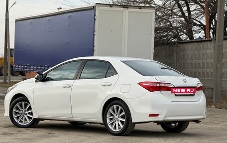 Toyota Corolla, 2014 год, 1 350 000 рублей, 6 фотография