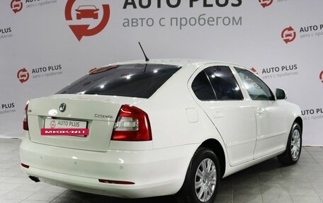 Skoda Octavia, 2011 год, 880 000 рублей, 2 фотография