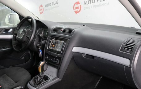 Skoda Octavia, 2011 год, 880 000 рублей, 11 фотография
