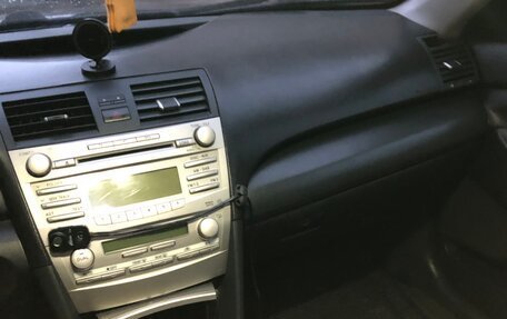 Toyota Camry, 2011 год, 990 000 рублей, 4 фотография