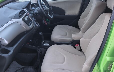 Honda Fit III, 2011 год, 680 000 рублей, 10 фотография