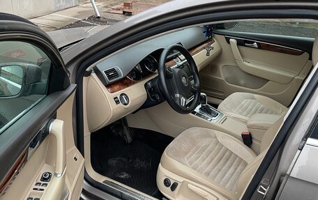 Volkswagen Passat B7, 2011 год, 1 050 000 рублей, 12 фотография