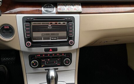 Volkswagen Passat B7, 2011 год, 1 050 000 рублей, 17 фотография