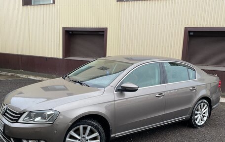 Volkswagen Passat B7, 2011 год, 1 050 000 рублей, 11 фотография