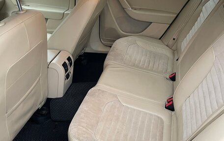 Volkswagen Passat B7, 2011 год, 1 050 000 рублей, 13 фотография