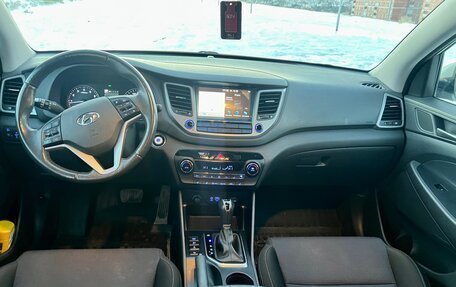 Hyundai Tucson III, 2018 год, 2 130 000 рублей, 15 фотография