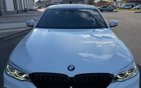 BMW 5 серия, 2018 год, 3 999 000 рублей, 4 фотография