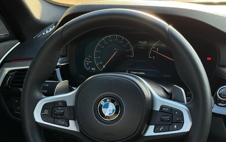 BMW 5 серия, 2018 год, 3 999 000 рублей, 13 фотография