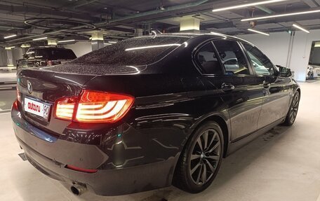 BMW 5 серия, 2010 год, 2 200 000 рублей, 4 фотография