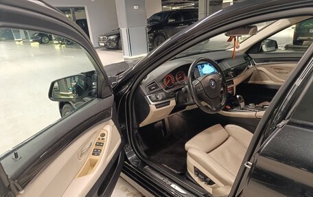 BMW 5 серия, 2010 год, 2 200 000 рублей, 6 фотография