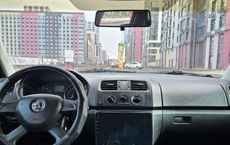 Skoda Fabia II, 2013 год, 580 000 рублей, 11 фотография