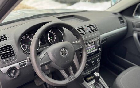 Skoda Yeti I рестайлинг, 2015 год, 1 650 000 рублей, 16 фотография