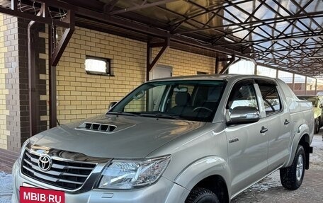Toyota Hilux VII, 2014 год, 2 850 000 рублей, 3 фотография