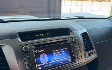 Toyota Hilux VII, 2014 год, 2 850 000 рублей, 21 фотография