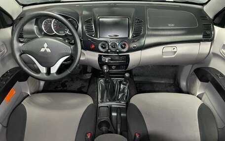 Mitsubishi L200 IV рестайлинг, 2011 год, 1 450 000 рублей, 14 фотография