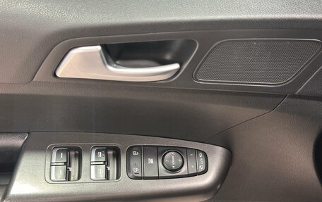 KIA Sportage IV рестайлинг, 2018 год, 1 970 000 рублей, 21 фотография