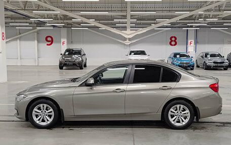 BMW 3 серия, 2017 год, 1 680 000 рублей, 12 фотография