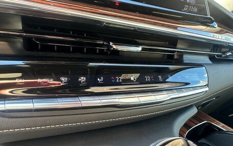 Cadillac Escalade V, 2022 год, 10 499 000 рублей, 21 фотография