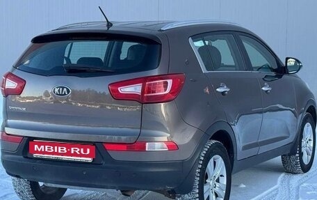 KIA Sportage III, 2013 год, 930 000 рублей, 2 фотография