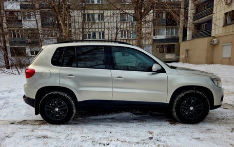 Volkswagen Tiguan I, 2011 год, 1 180 000 рублей, 3 фотография