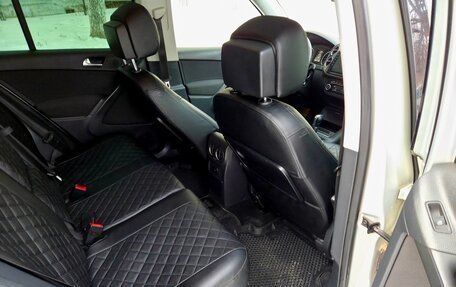 Volkswagen Tiguan I, 2011 год, 1 180 000 рублей, 13 фотография