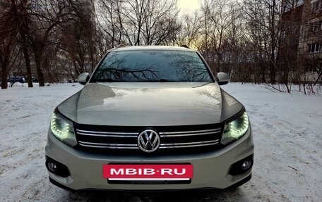 Volkswagen Tiguan I, 2011 год, 1 180 000 рублей, 18 фотография