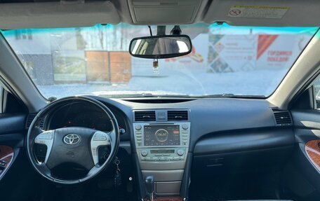 Toyota Camry, 2009 год, 865 000 рублей, 11 фотография