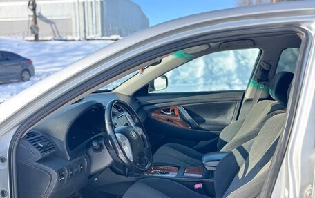 Toyota Camry, 2009 год, 865 000 рублей, 10 фотография