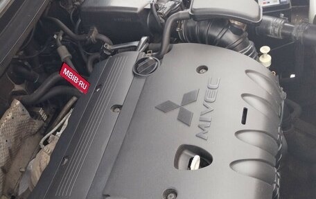 Mitsubishi Outlander III рестайлинг 3, 2012 год, 1 600 000 рублей, 8 фотография